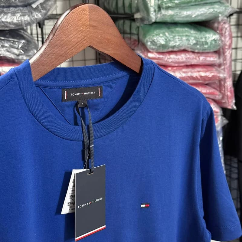 Camiseta Basica Tommy Hilfiger cor Azul Royal